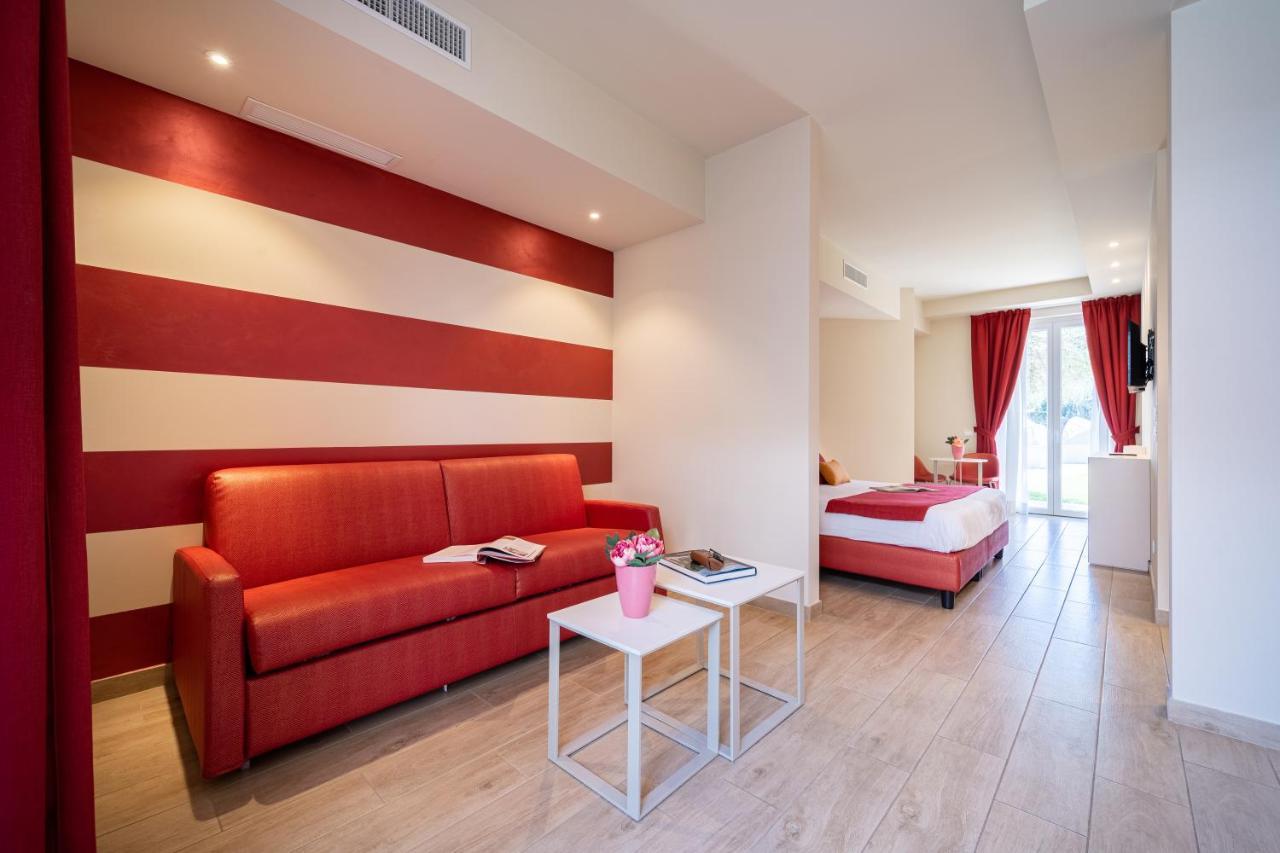 Hotel Villa Garuti Padenghe sul Garda Ngoại thất bức ảnh