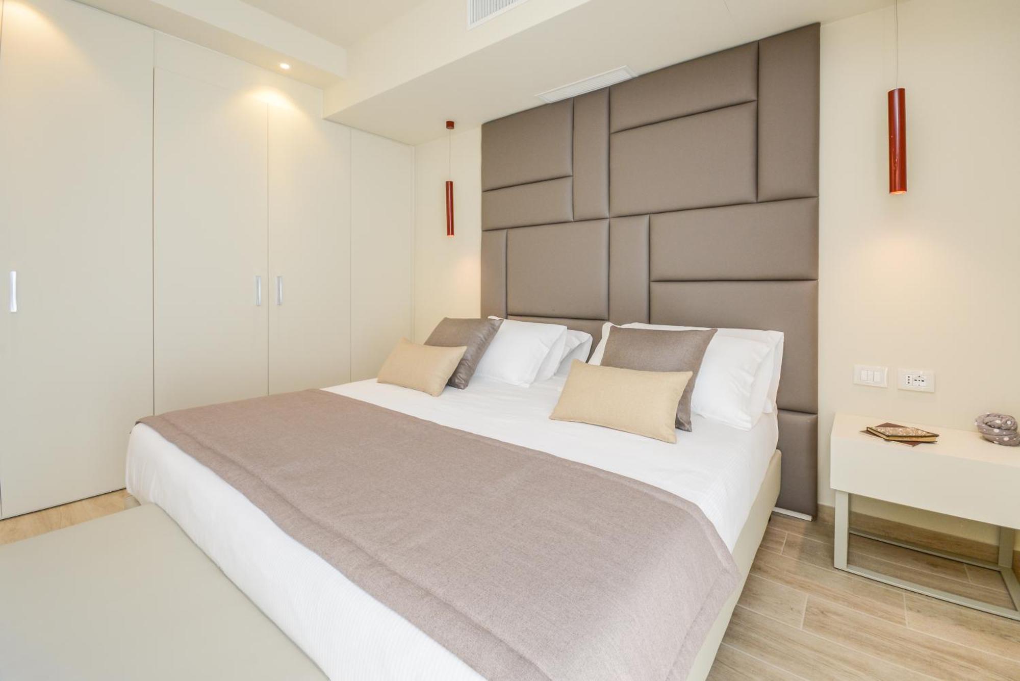 Hotel Villa Garuti Padenghe sul Garda Ngoại thất bức ảnh