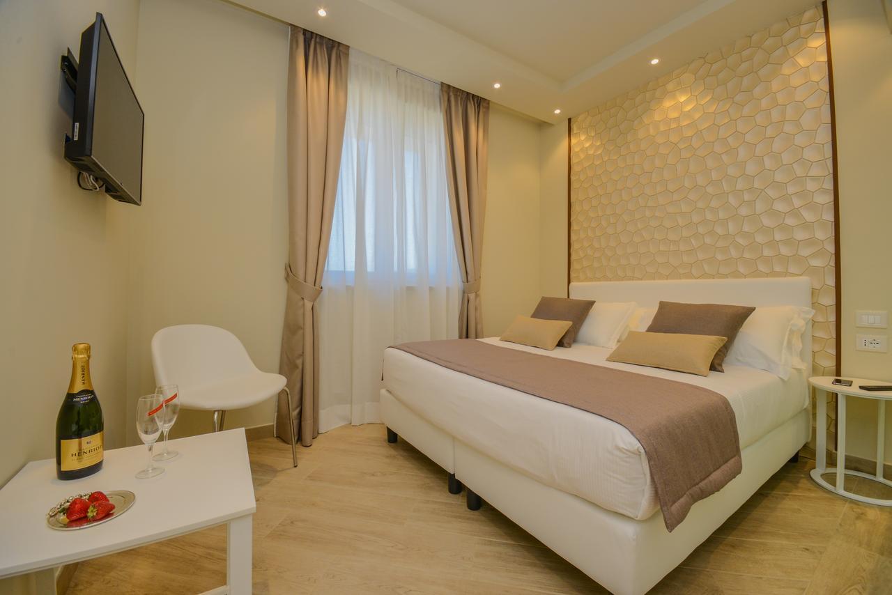 Hotel Villa Garuti Padenghe sul Garda Ngoại thất bức ảnh